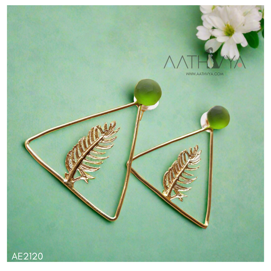 TRIANGULAR FEATHER EARRING - AE2120