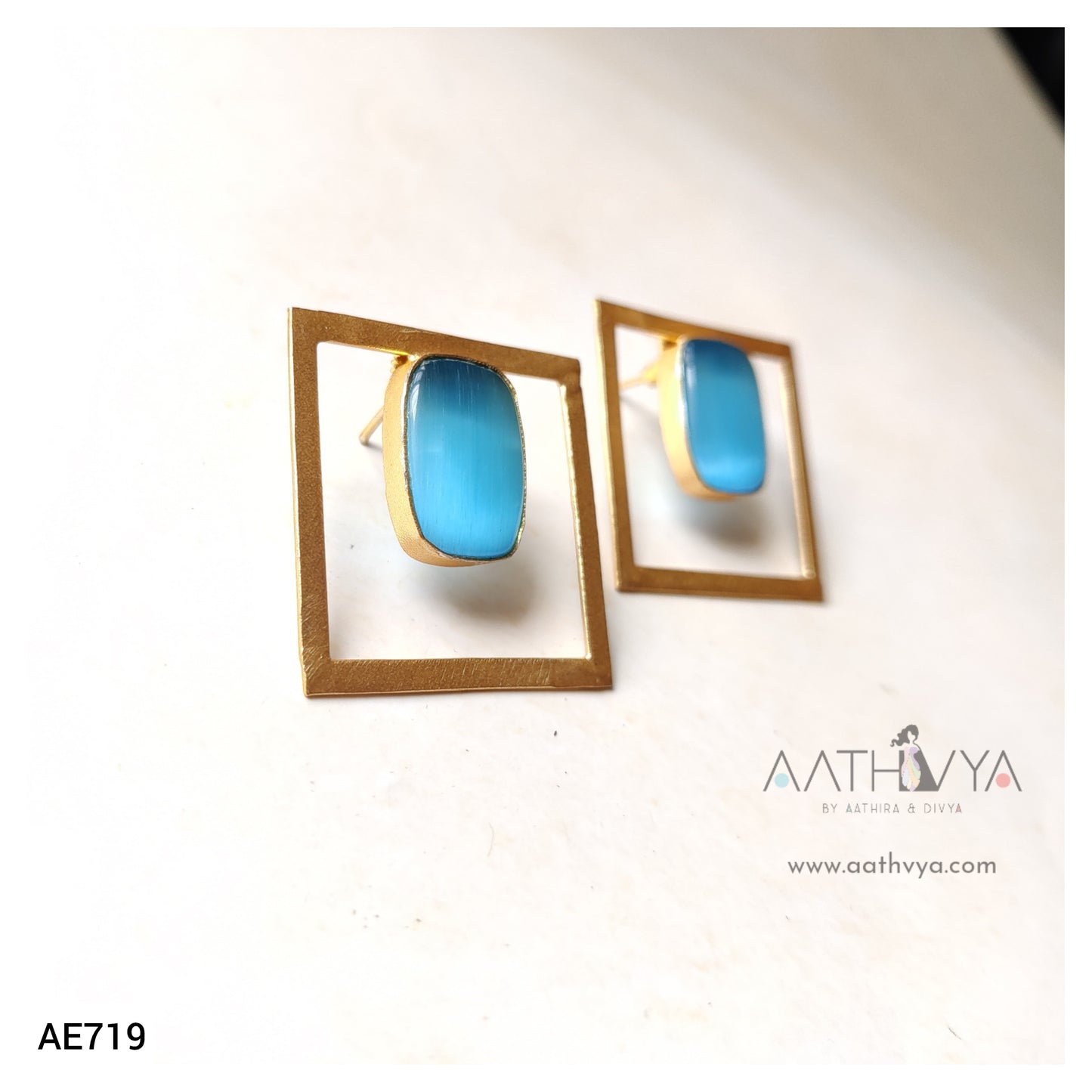 AE719