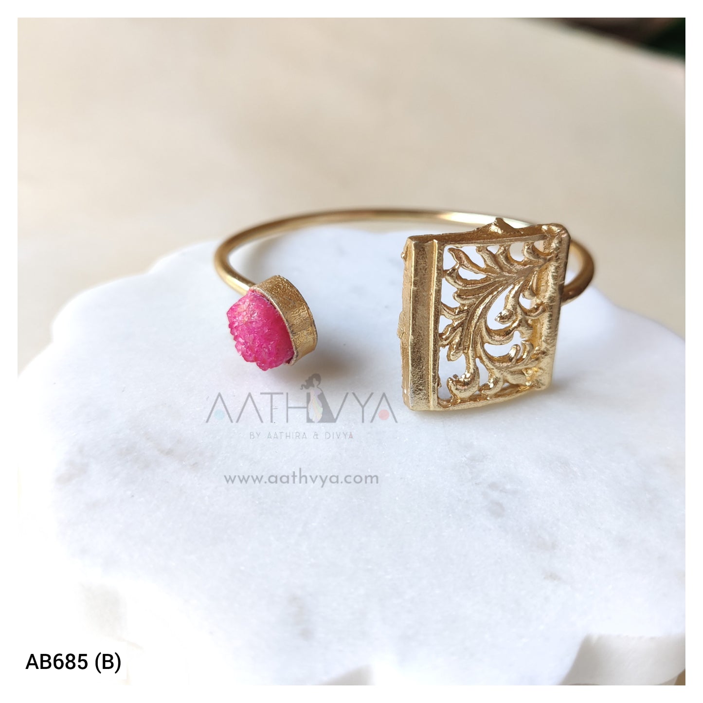 AB685 (B)