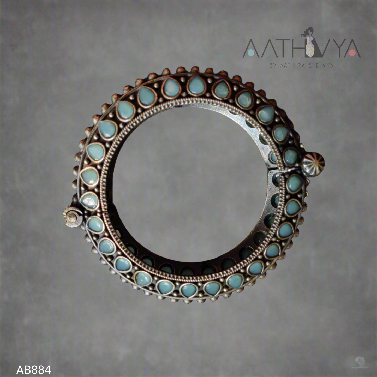 AB884
