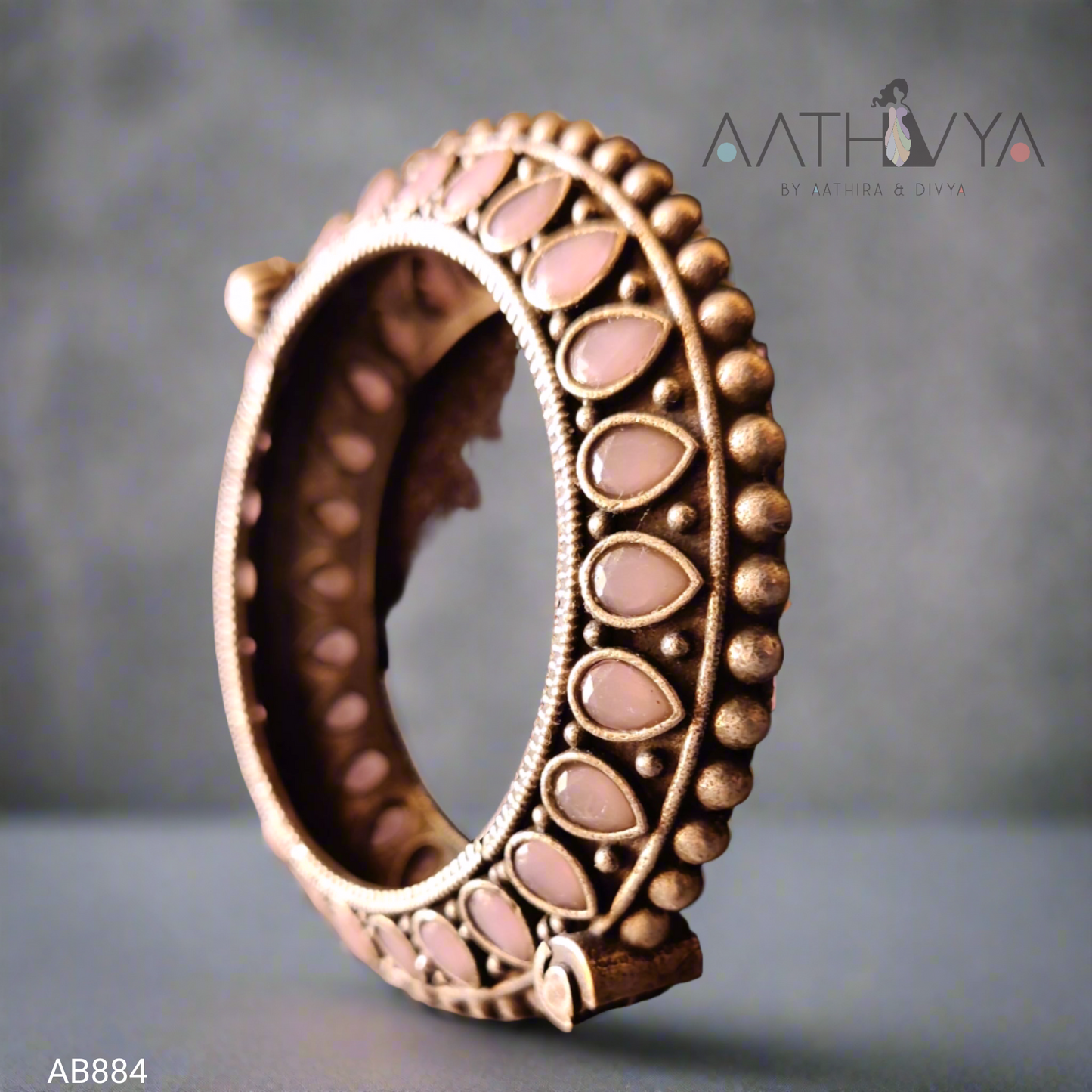 AB884
