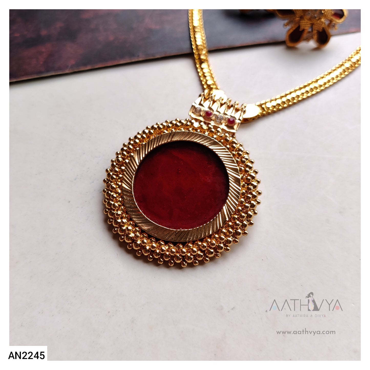 ROUND PENDANT NECKPIECE SET - AN2245