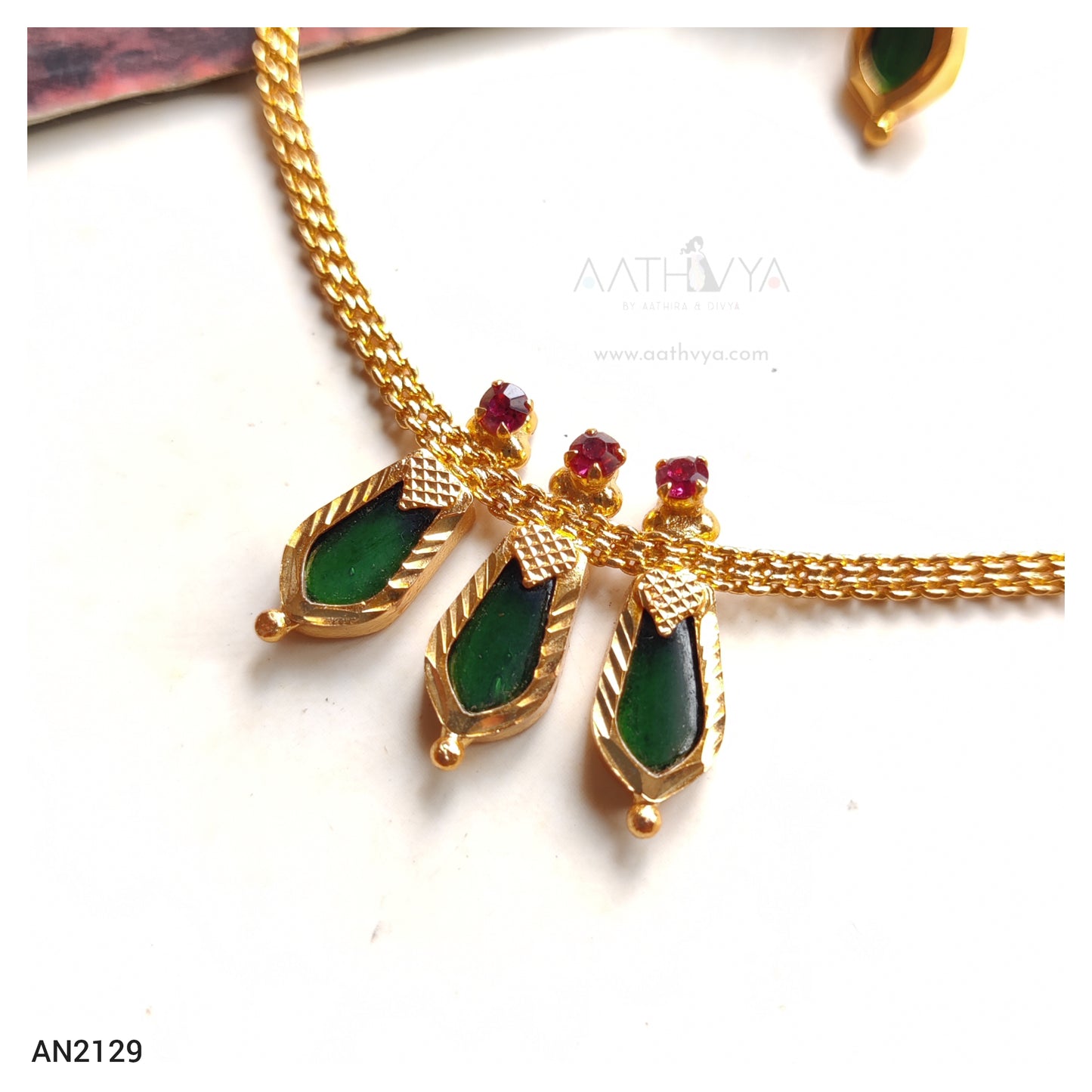 TRI NAAGAPADAM NECKLACE SET - AN2129