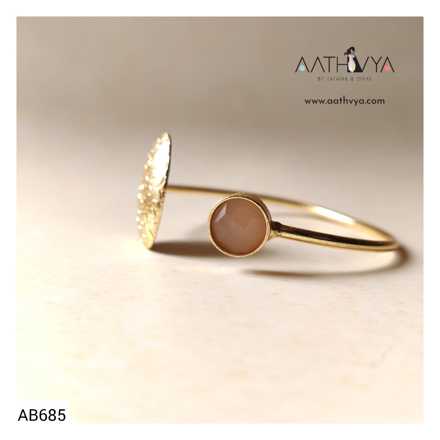 AB685