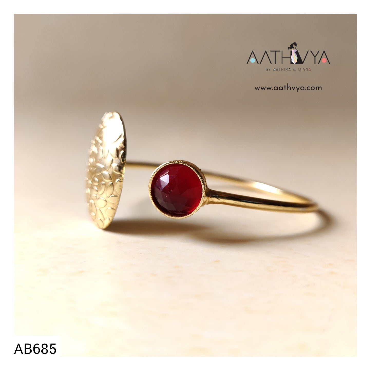 AB685