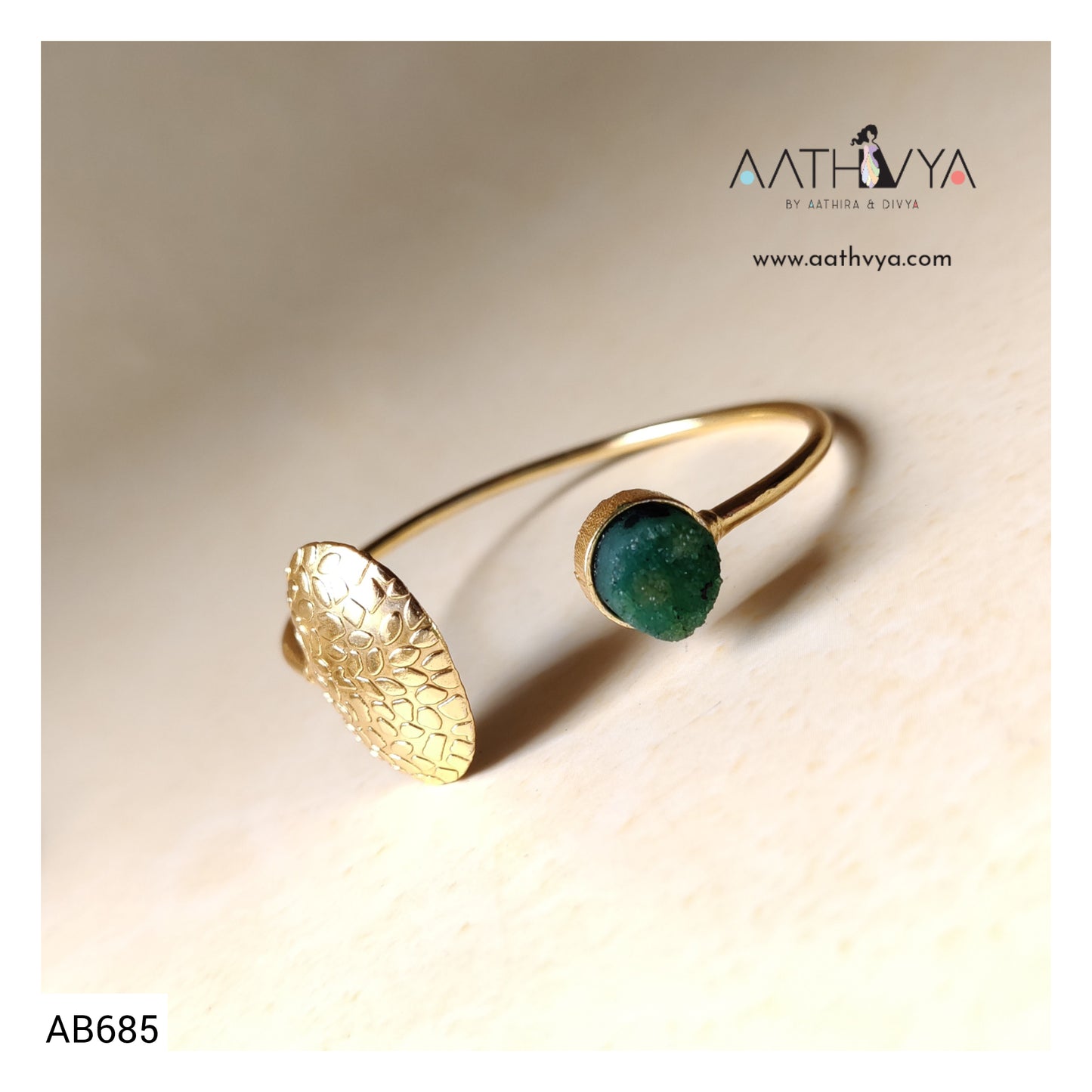 AB685