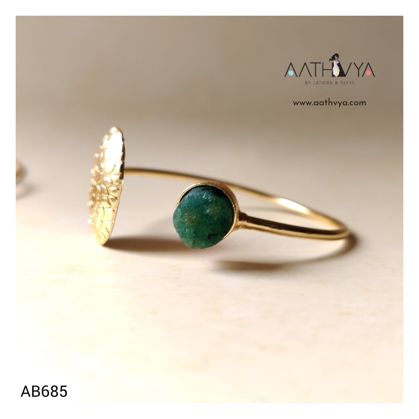 AB685