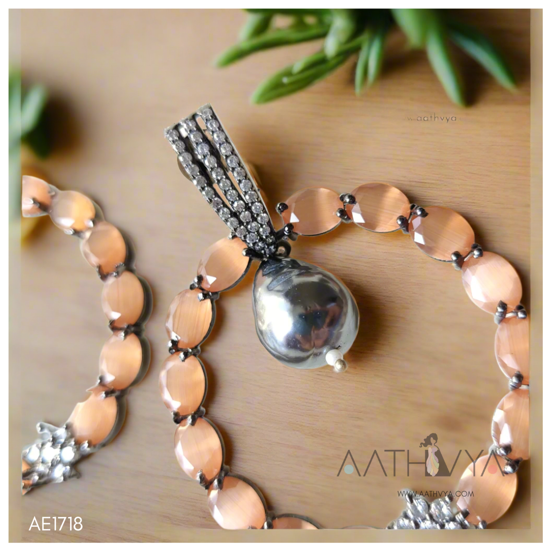 AD STATEMENT EARRING - AE1718