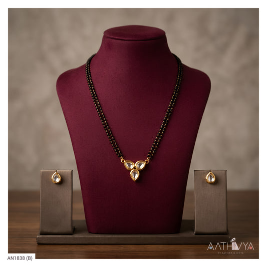 TRI KUNDAN PENDANT MANGALSUTRA SET -AN1838 (B)