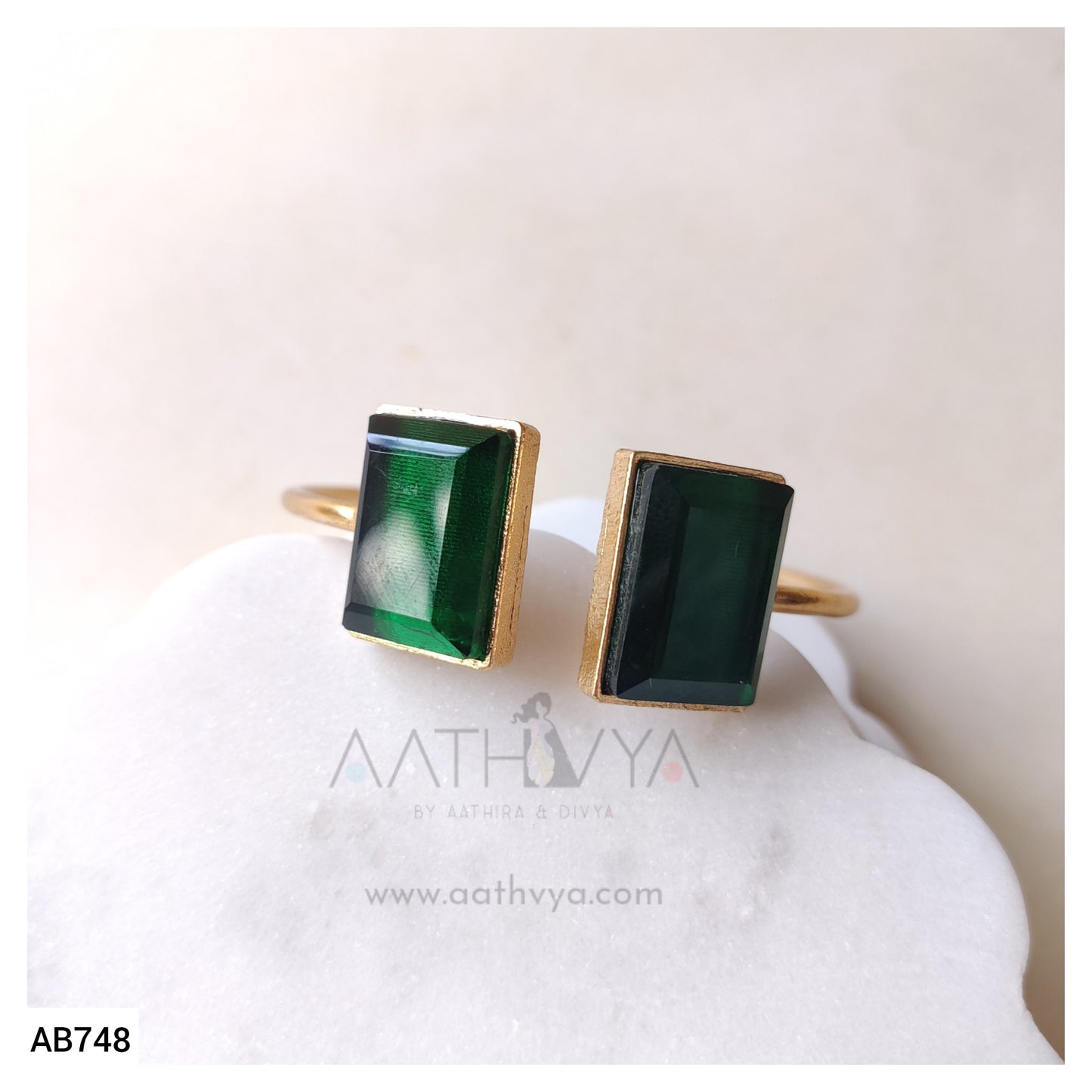 AB748