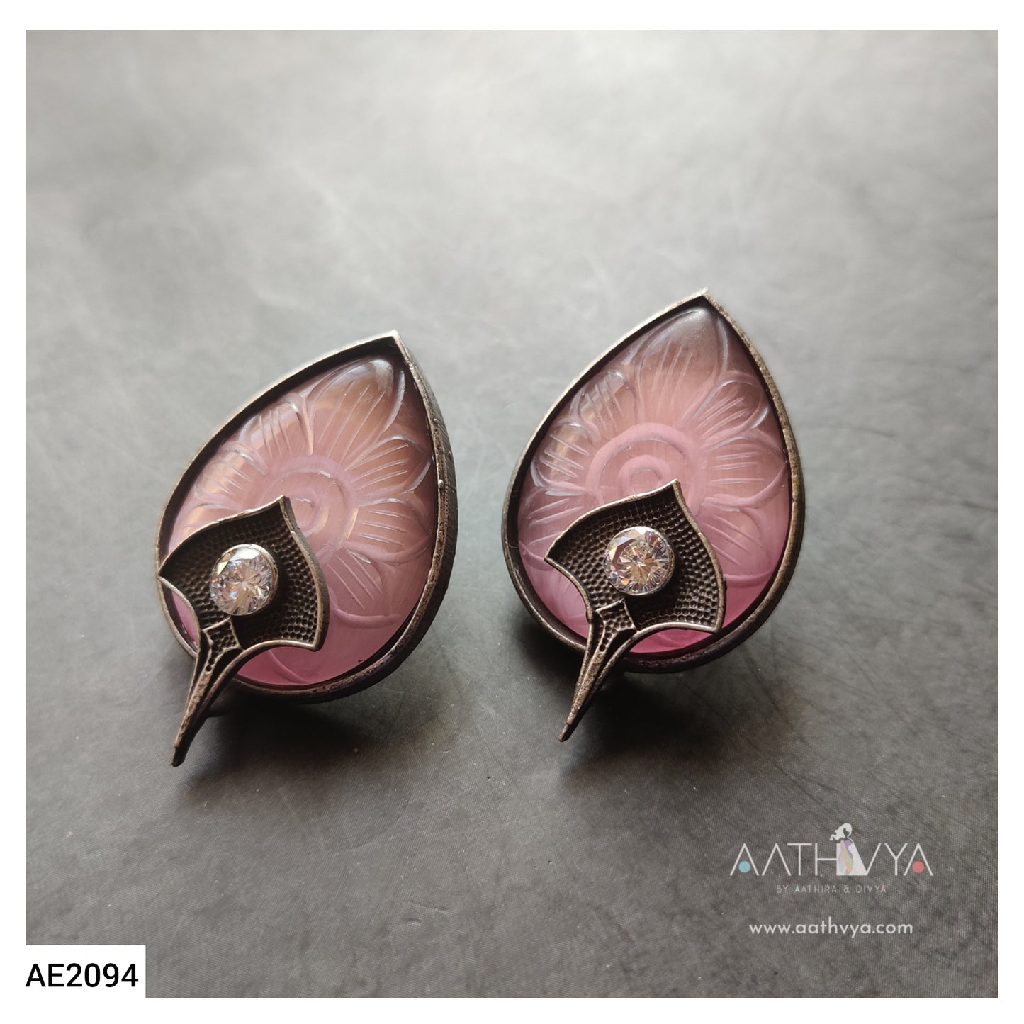 CARVED STONE STATEMENT STUDS - AE2094