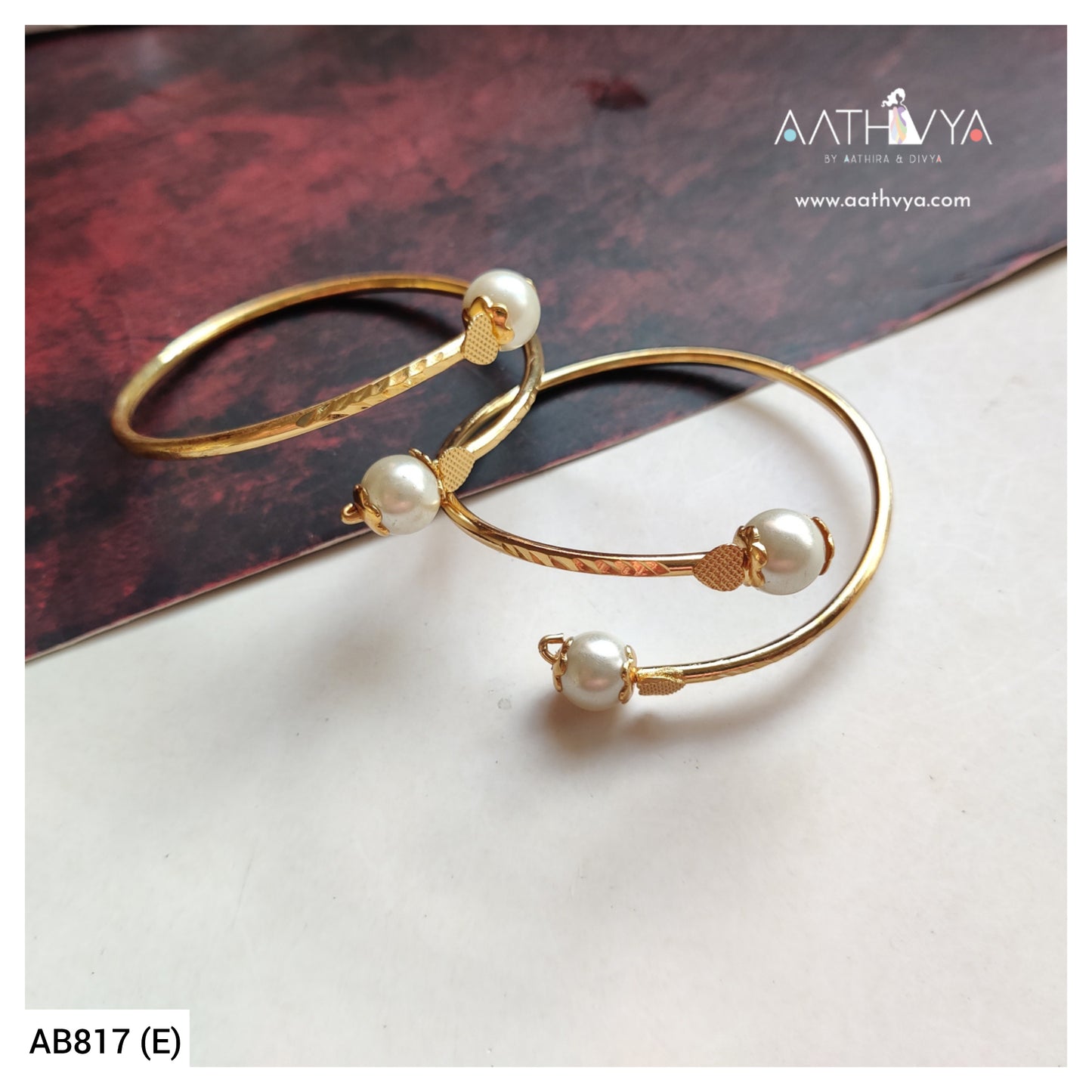 Pearl Adjustable Bracelet - AB817 (E)