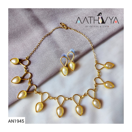 INVERTED TEAR DROP STONE NECKLACE SET - AN1945