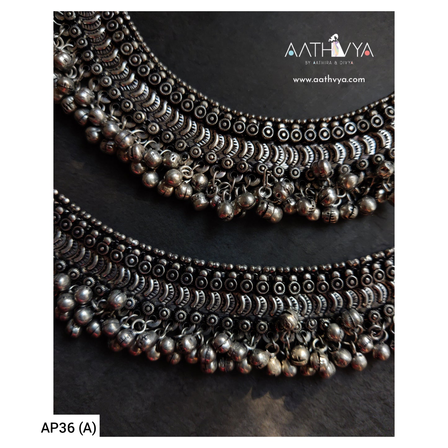 SILVER GHUNGROO ANKLETS - AP36