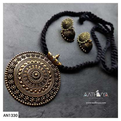 THREAD PENDANT SET - AN1330
