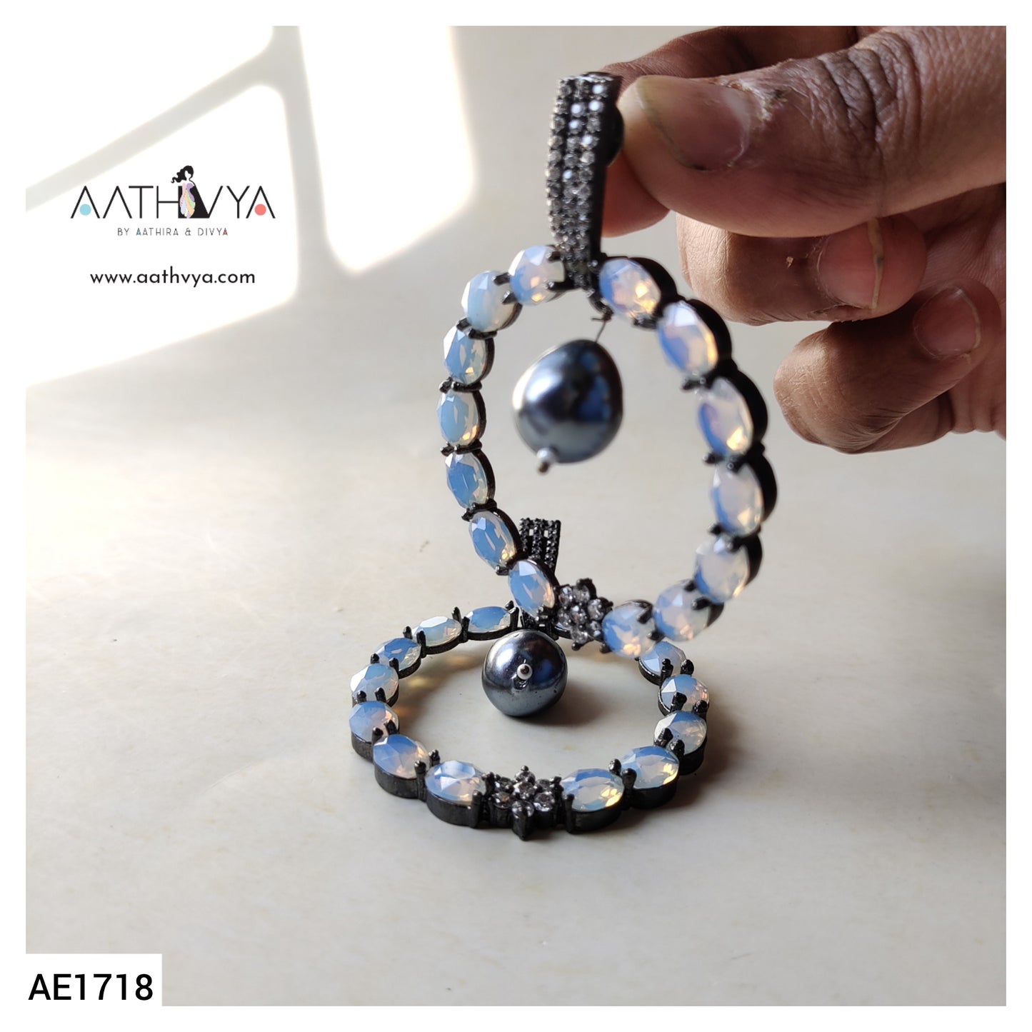 AD STATEMENT EARRING - AE1718