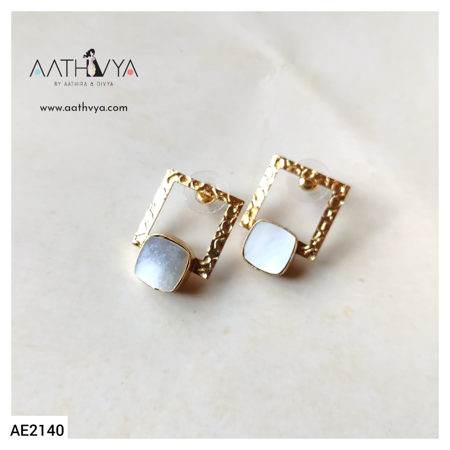 MOTHER OF PEARL SQUARE EARRINGS - AE2140