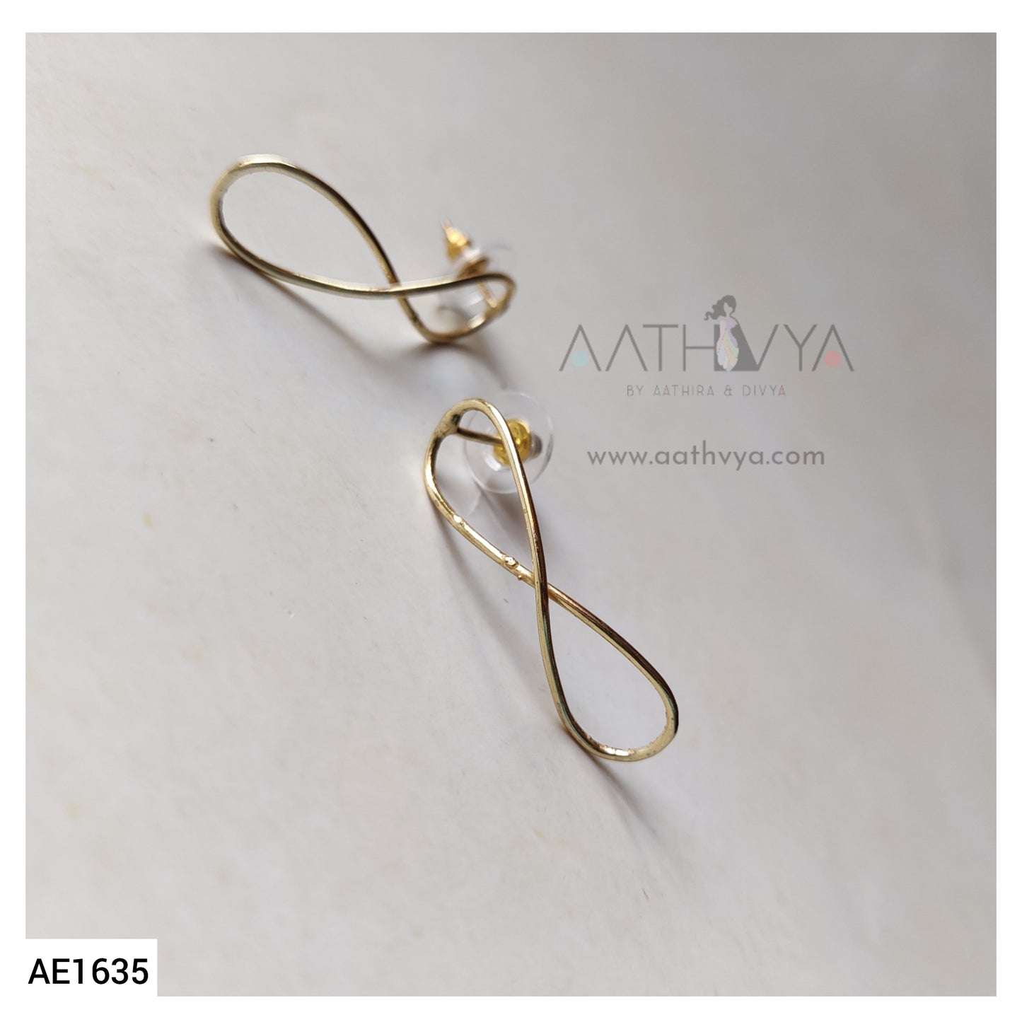 MINIMALISTIC EARRINGS - AE1635