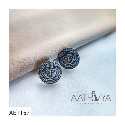 ANTIQUE SILVER STUDS - AE1157